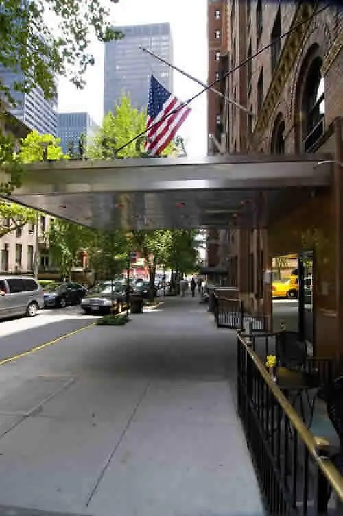 The Court - A St Giles Hotel New York